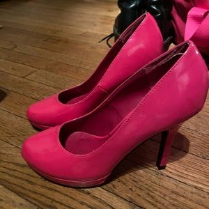 Hot Pink Pumps! Size 6